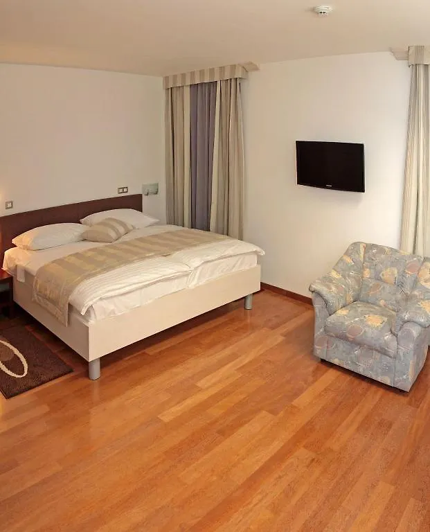 Hotel Monika Trogir