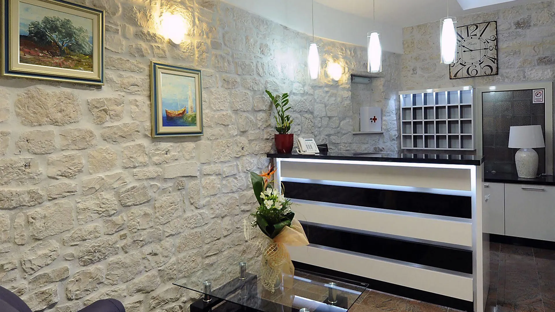Hotel Monika Trogir 4*,  Croatie